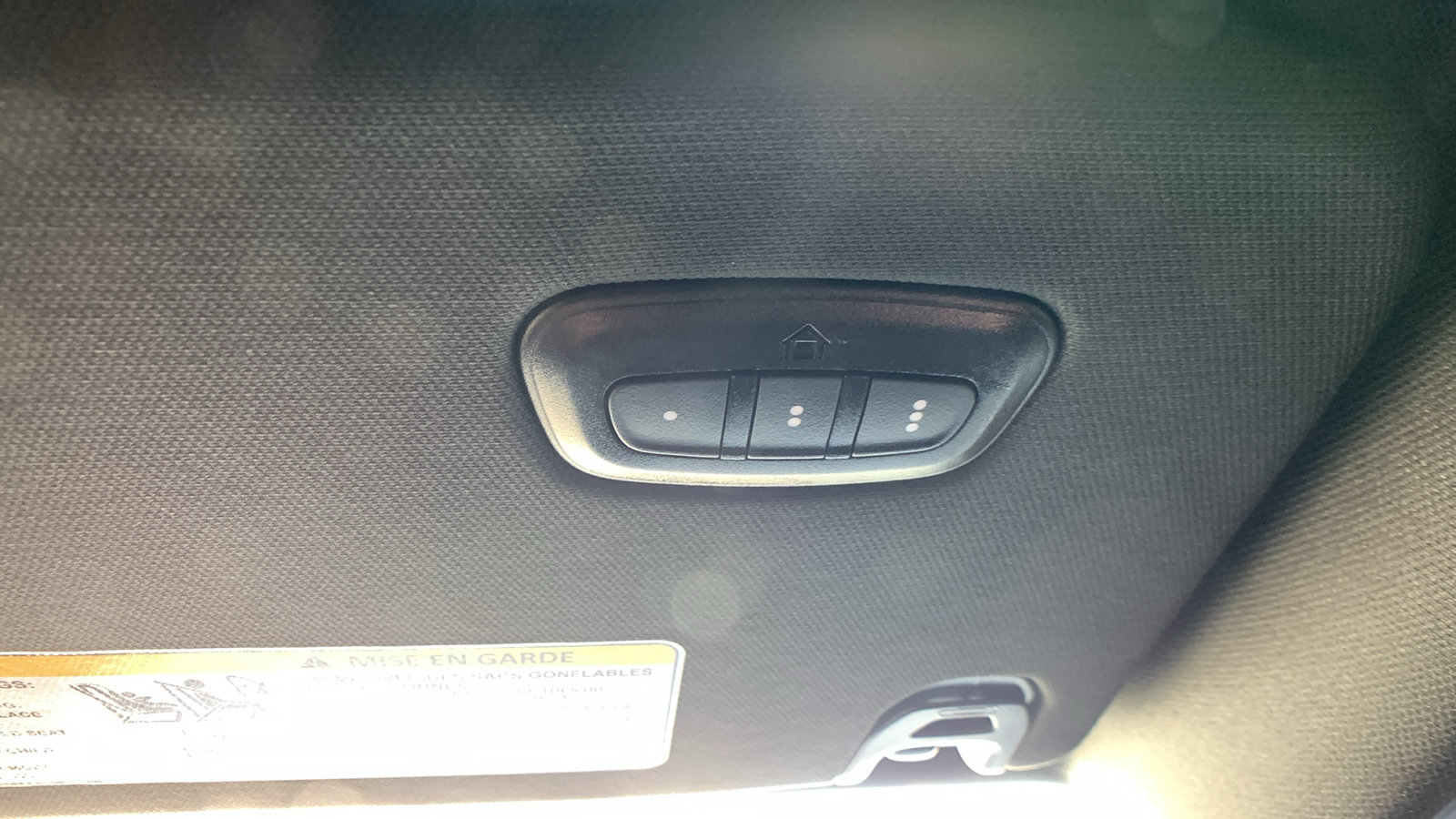 Used 2023 RAM 1500 Laramie AWD/4WD image 24