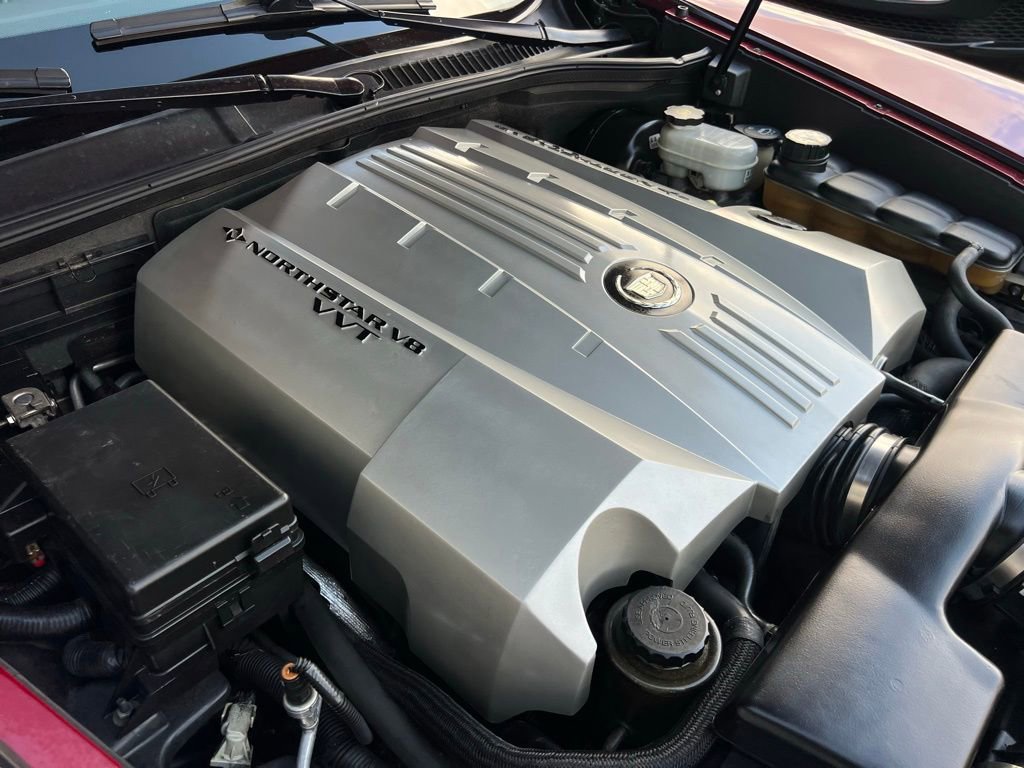 Used 2005 Cadillac XLR Base image 29