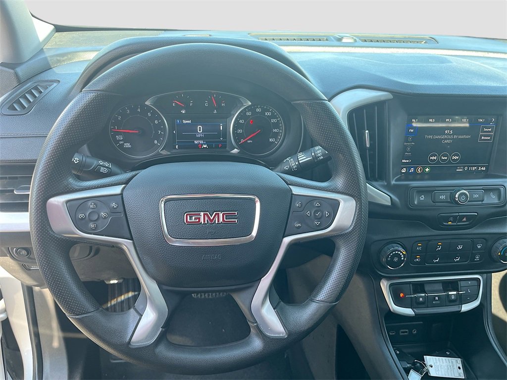 Used 2022 GMC Terrain SLE image 11