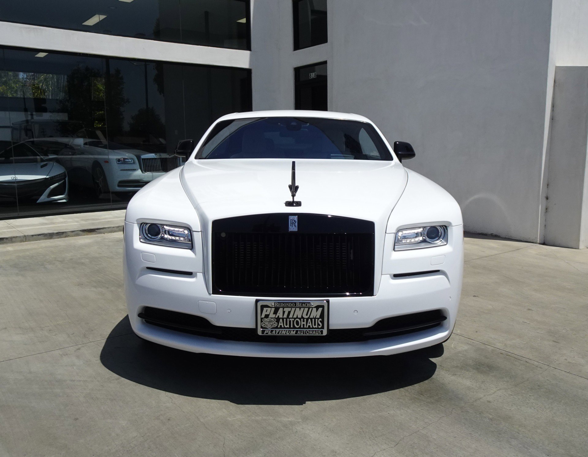 Used 2015 Rolls-Royce Wraith RWD image 2