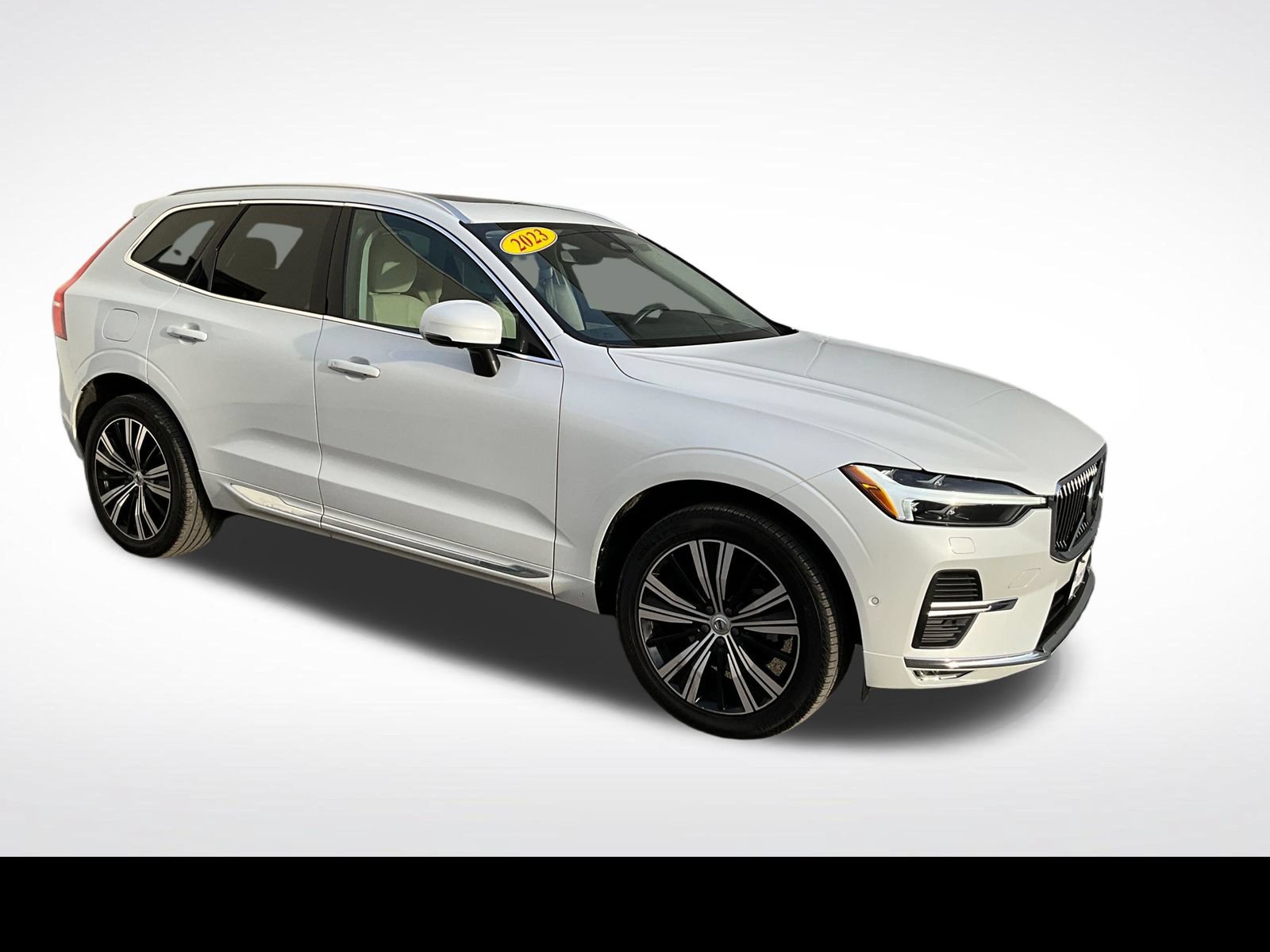 Certified 2023 Volvo XC60 B5 Ultimate w/ Climate Package AWD/4WD image 22
