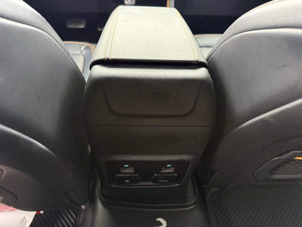 Certified 2024 Ford Bronco Badlands image 26