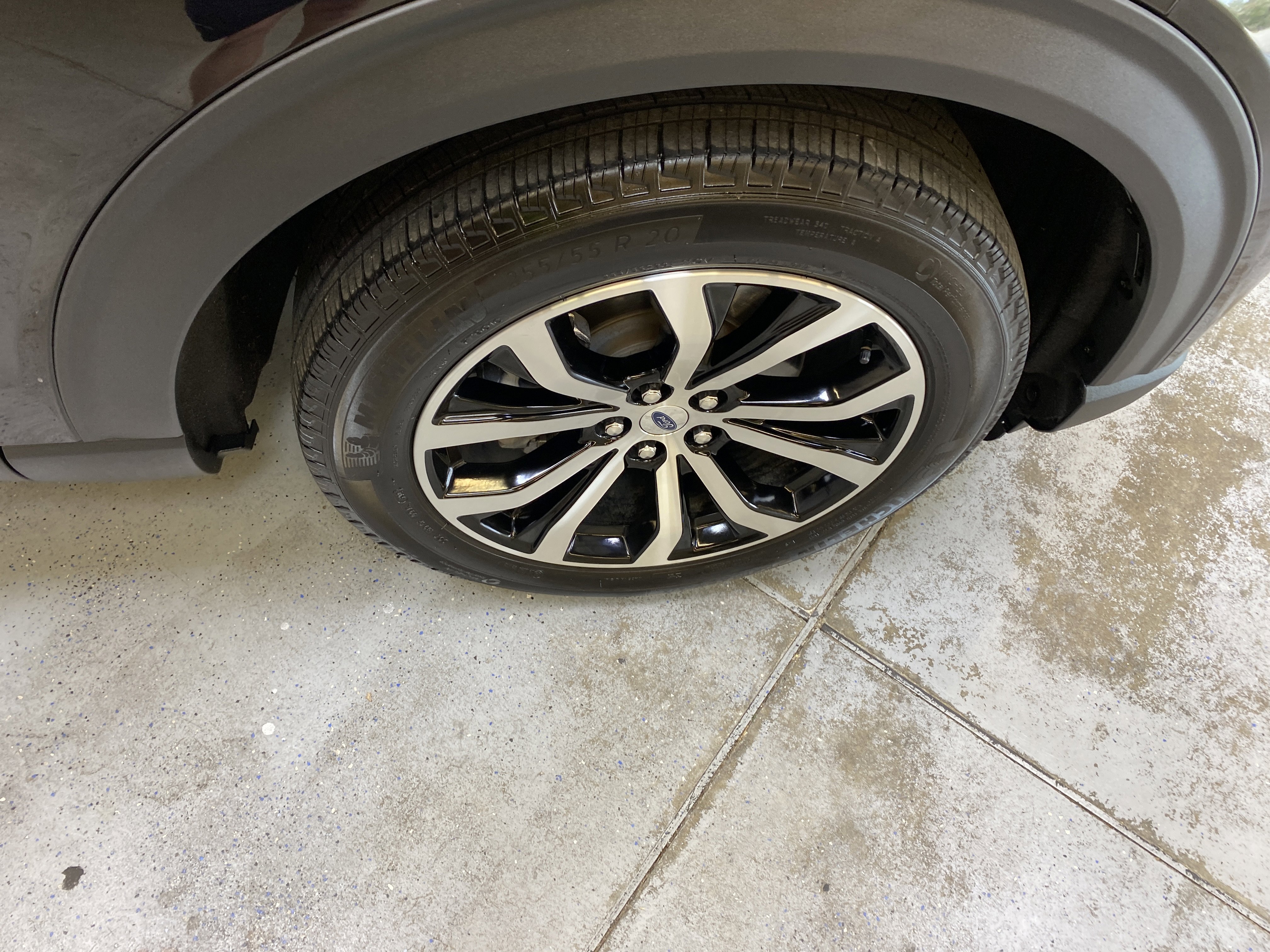 Used 2025 Ford Explorer ST-Line image 14