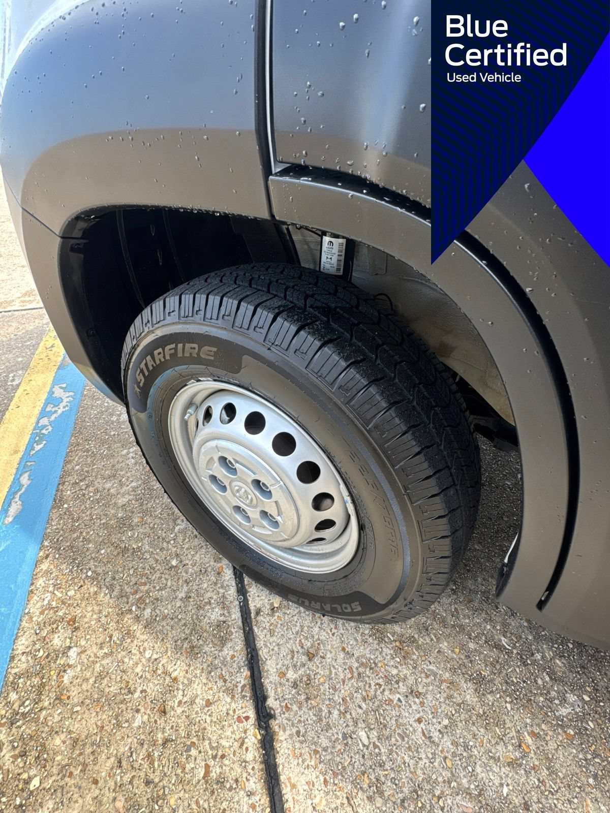 Used 2026 RAM ProMaster 2500 w/ Convenience Group FWD image 9