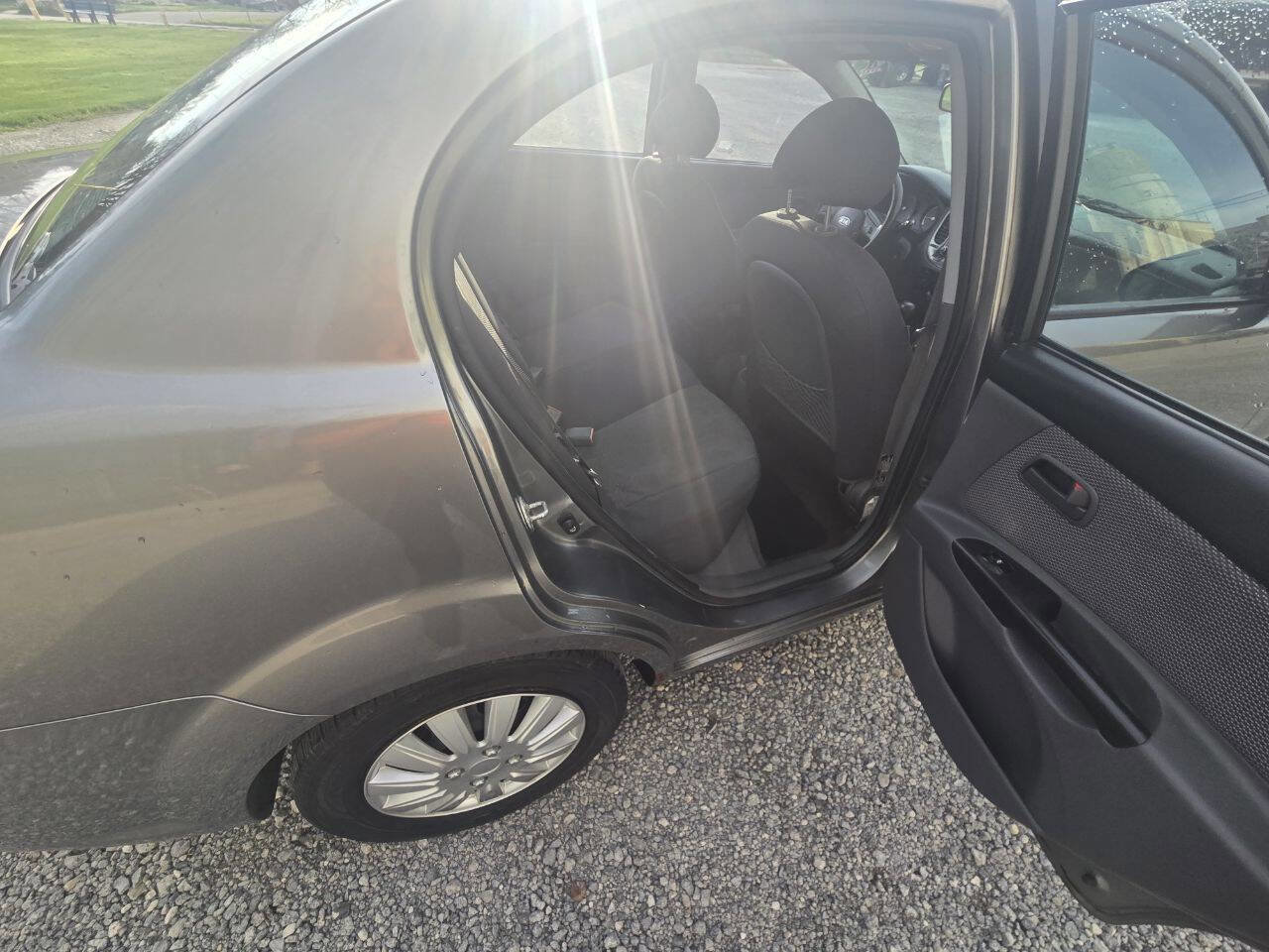 Used 2011 Kia Rio LX w/ Value Pkg image 11