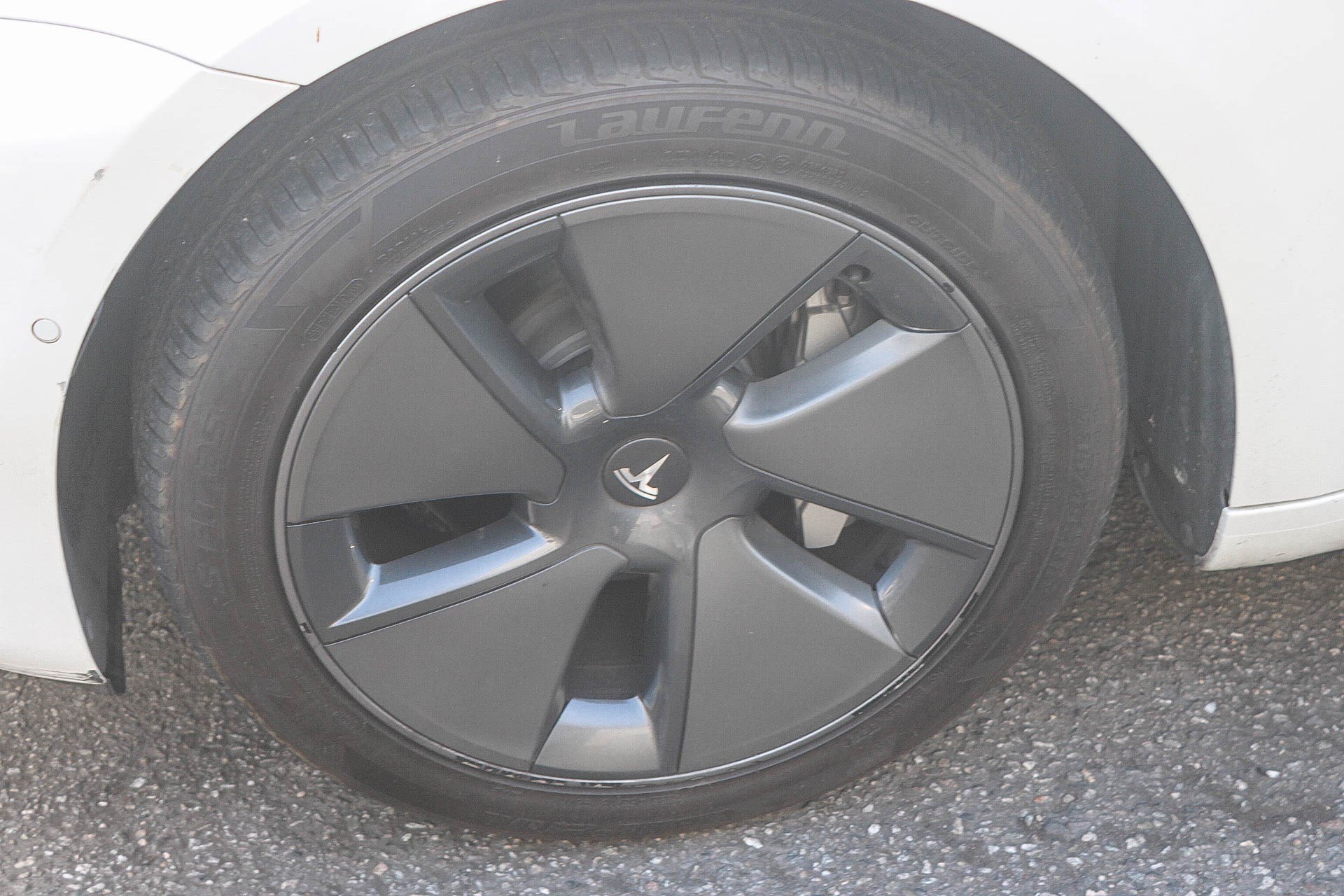 Used 2021 Tesla Model 3 Standard Range Plus RWD image 8