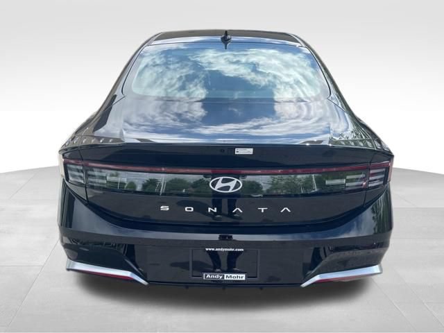 New 2026 Hyundai Sonata SEL FWD image 6