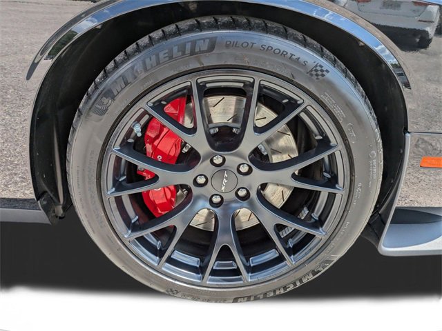 Used 2015 Dodge Challenger SRT Hellcat image 13