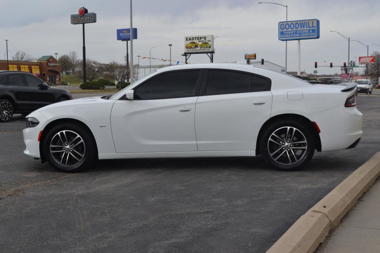 Used 2018 Dodge Charger GT image 4