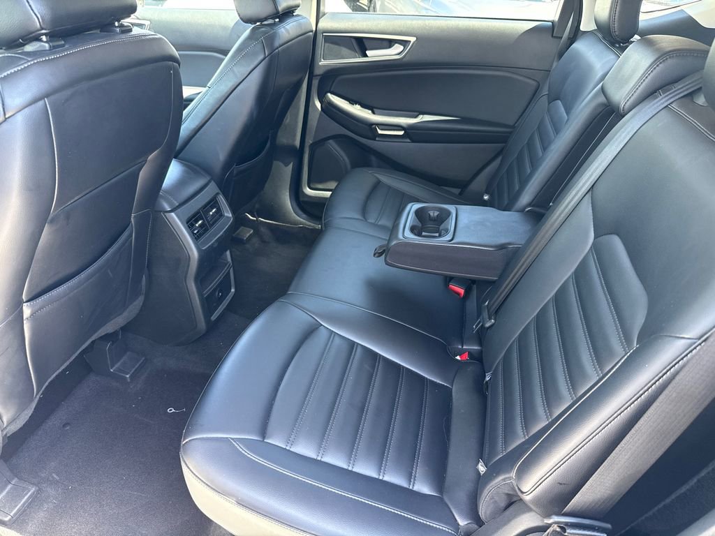 Used 2024 Ford Edge SEL AWD/4WD image 16