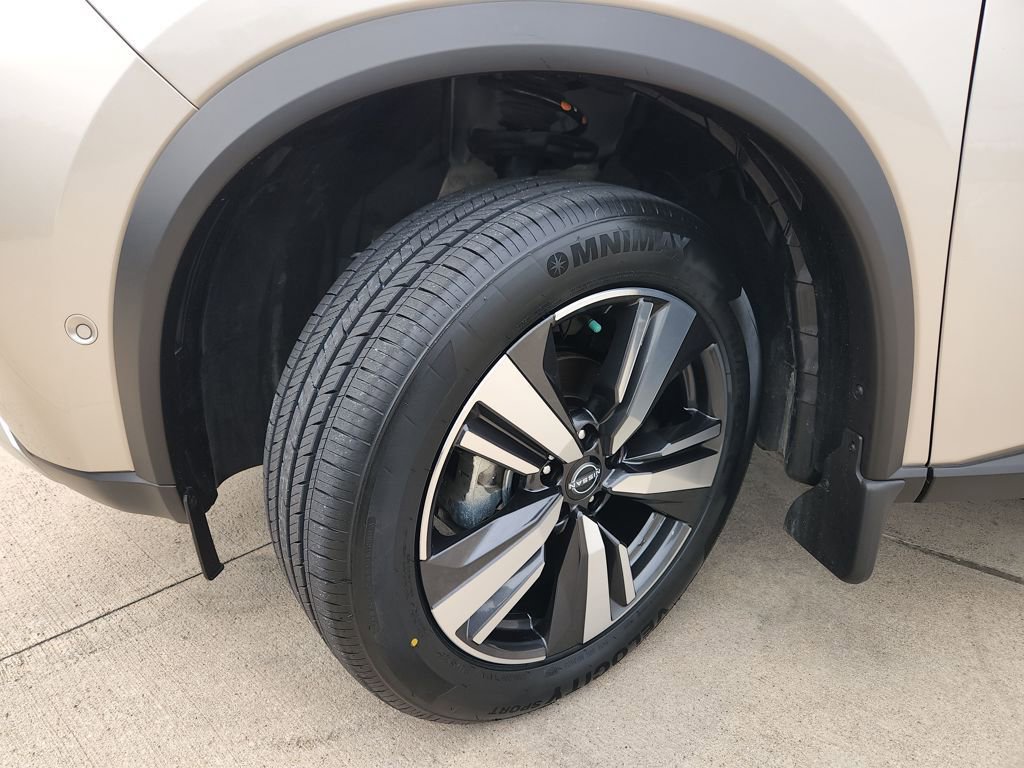 Certified 2023 Nissan Rogue Platinum w/ Platinum Premium Package image 33