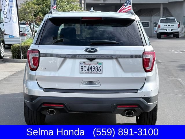 Used 2018 Ford Explorer XLT w/ Equipment Group 202A FWD image 6