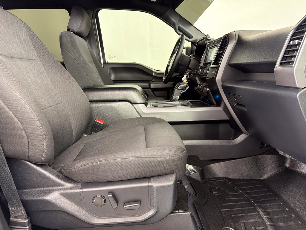 Used 2020 Ford F150 XLT w/ Equipment Group 302A Luxury AWD/4WD image 20