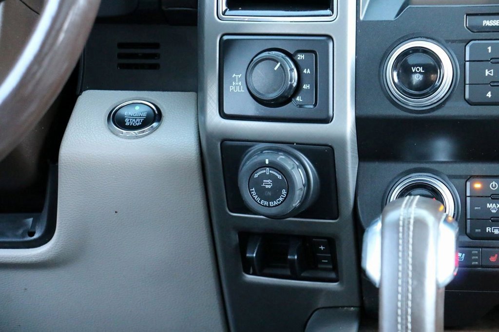 Used 2020 Ford F150 Limited w/ Trailer Tow Package image 32