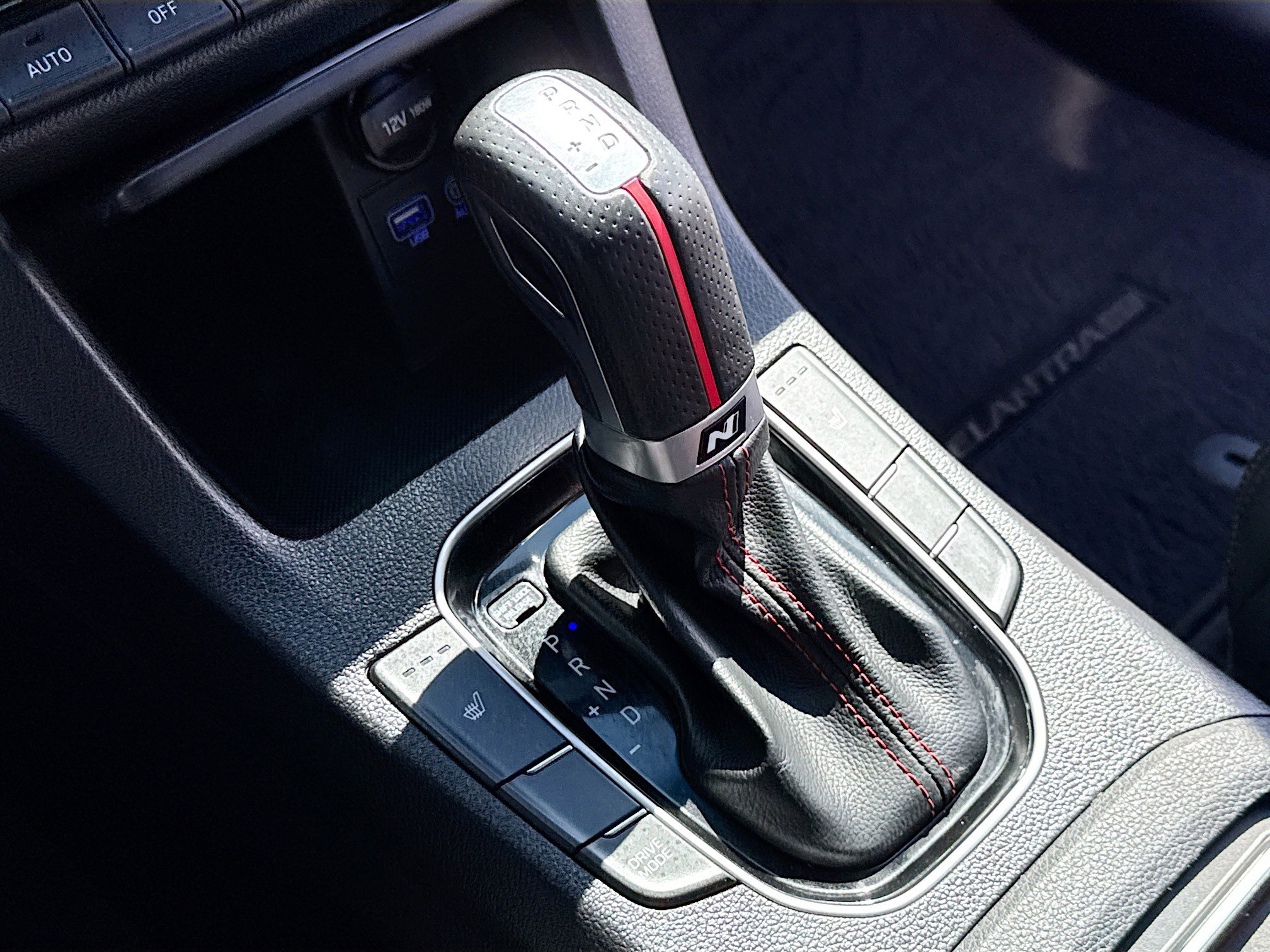 Used 2020 Hyundai Elantra GT N Line image 12