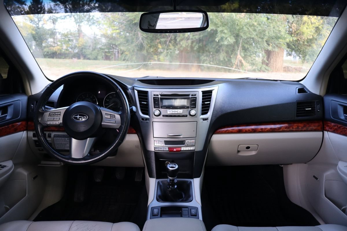 Used 2010 Subaru Legacy 2.5GT Limited AWD/4WD image 16