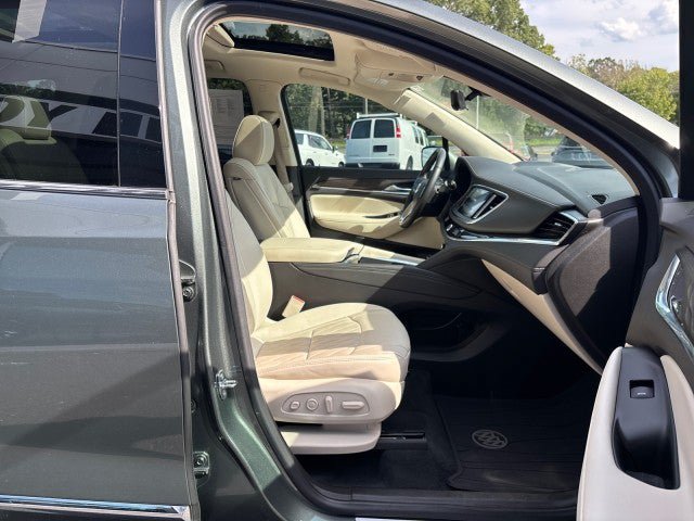 Used 2022 Buick Enclave Avenir w/ Trailering Package, 5000 lbs. FWD image 47
