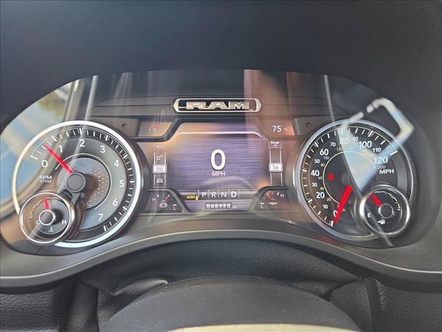 Used 2019 RAM 1500 Laramie AWD/4WD image 10