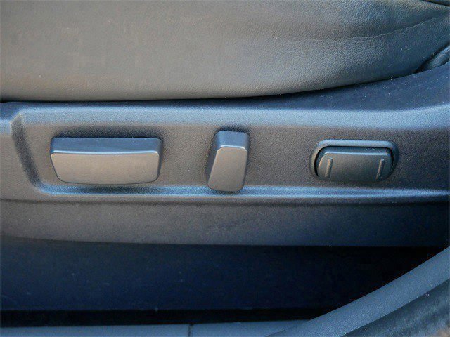 Used 2022 Mitsubishi Outlander SEL image 18