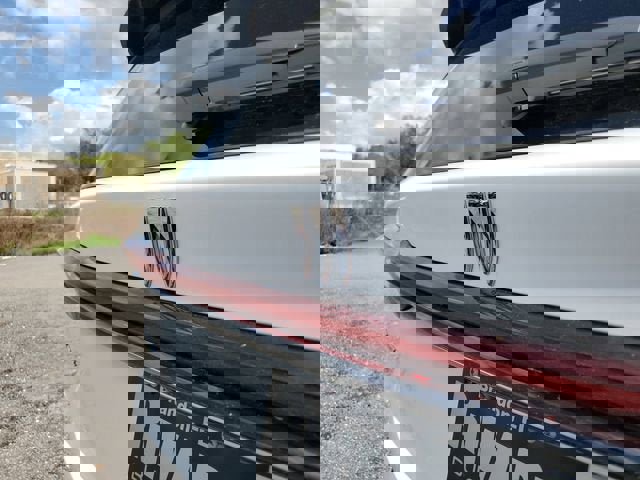 New 2026 Buick Enclave Sport Touring w/ Power Package image 7