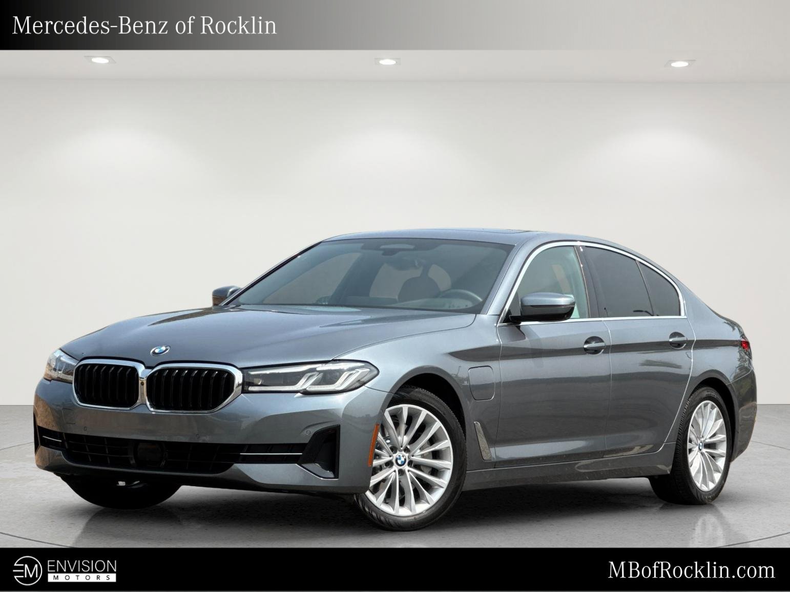Used 2021 BMW 530e xDrive w/ Premium Package