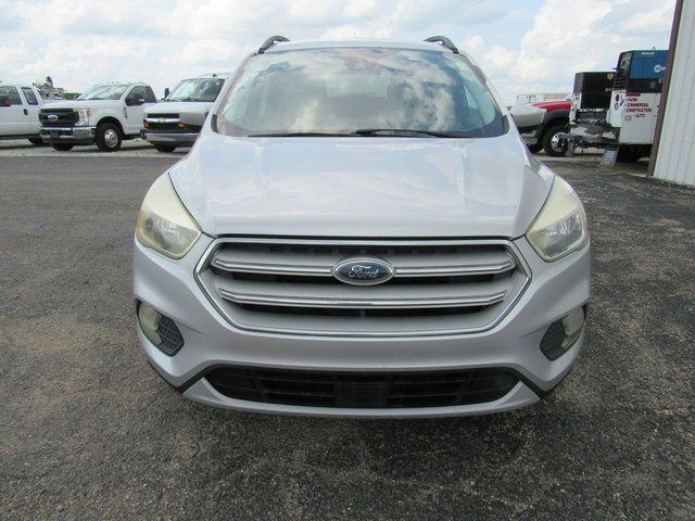 Used 2018 Ford Escape SE w/ Ford Safe & Smart Package FWD image 8