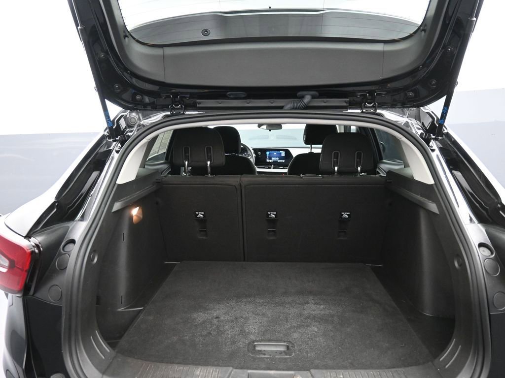 Used 2024 Chevrolet Trax LS w/ Driver Confidence Package image 22