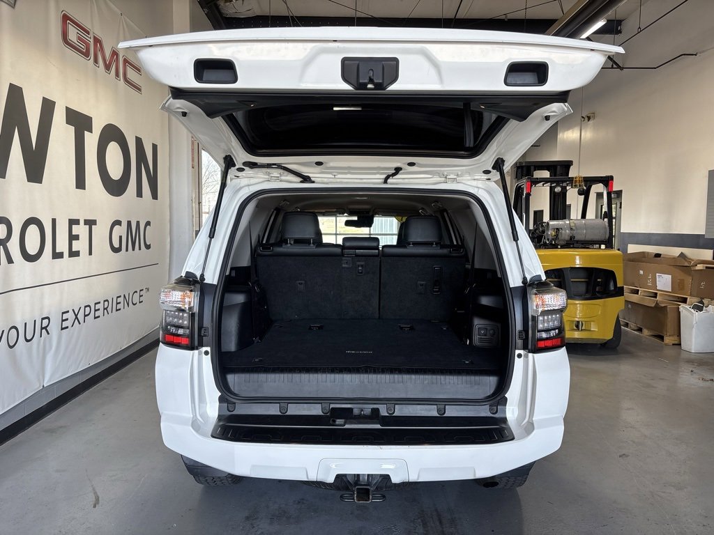 Used 2021 Toyota 4Runner SR5 Premium image 33