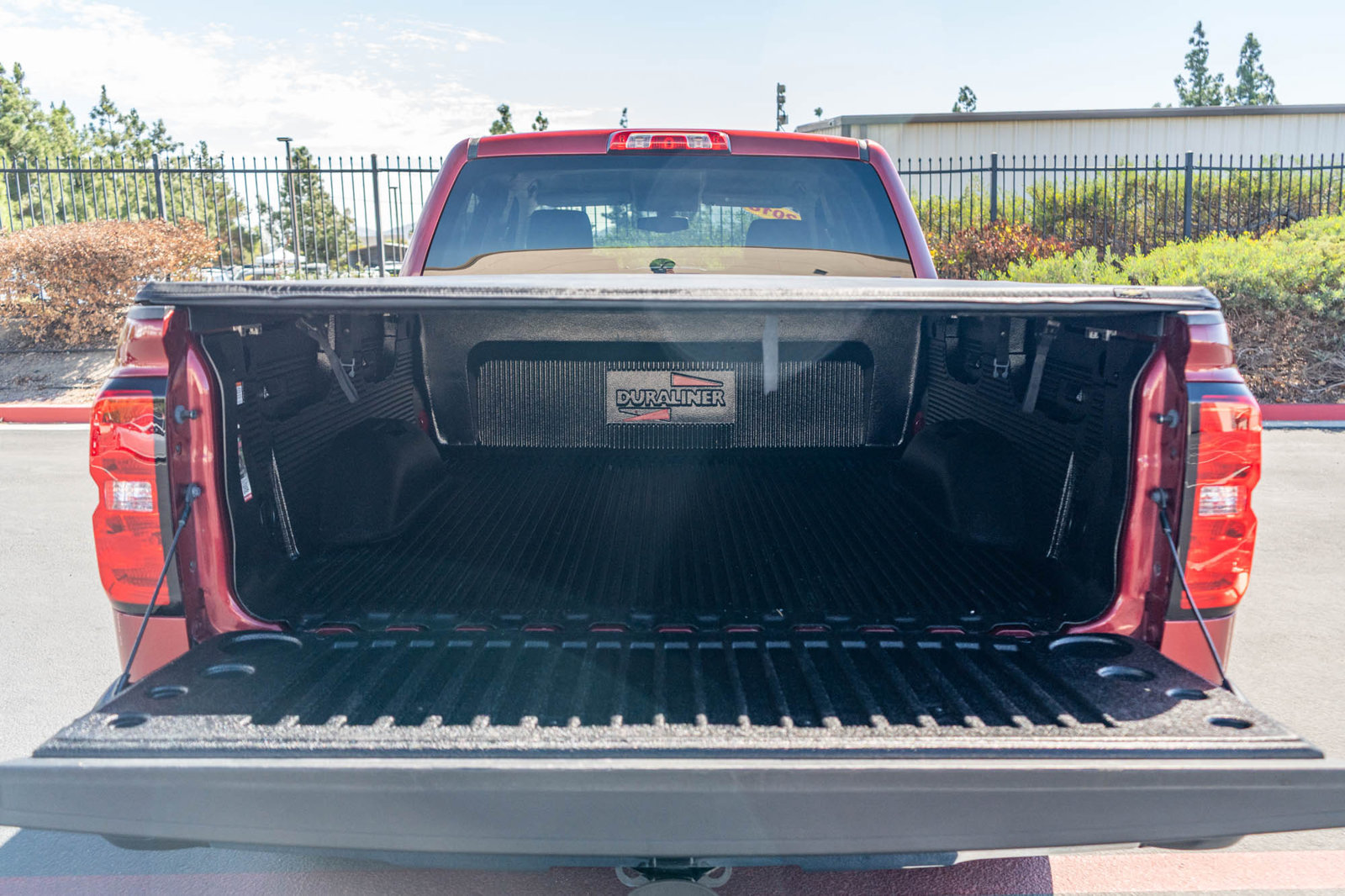 Used 2018 Chevrolet Silverado 1500 LT w/ LT Eassist Package RWD image 24