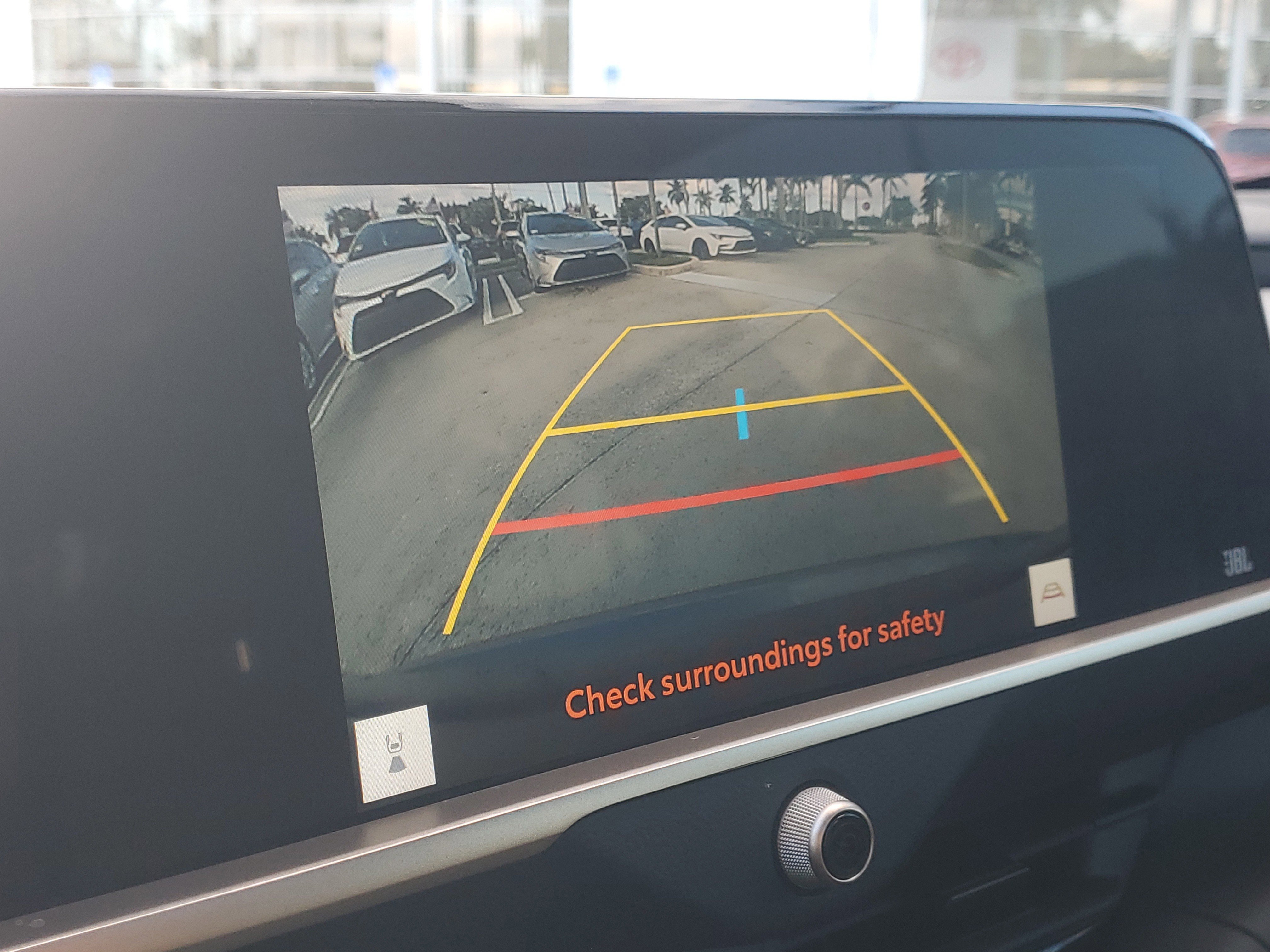 Used 2023 Toyota Crown Limited image 28