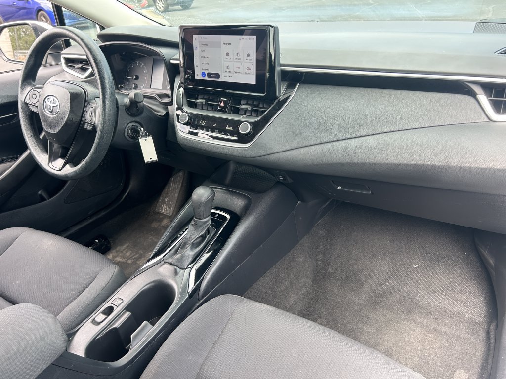 Used 2024 Toyota Corolla LE FWD image 28