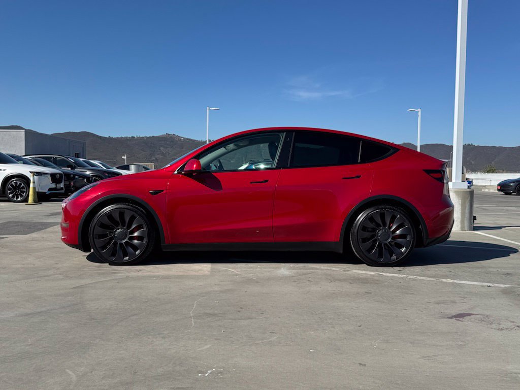 Used 2022 Tesla Model Y Performance AWD/4WD image 6