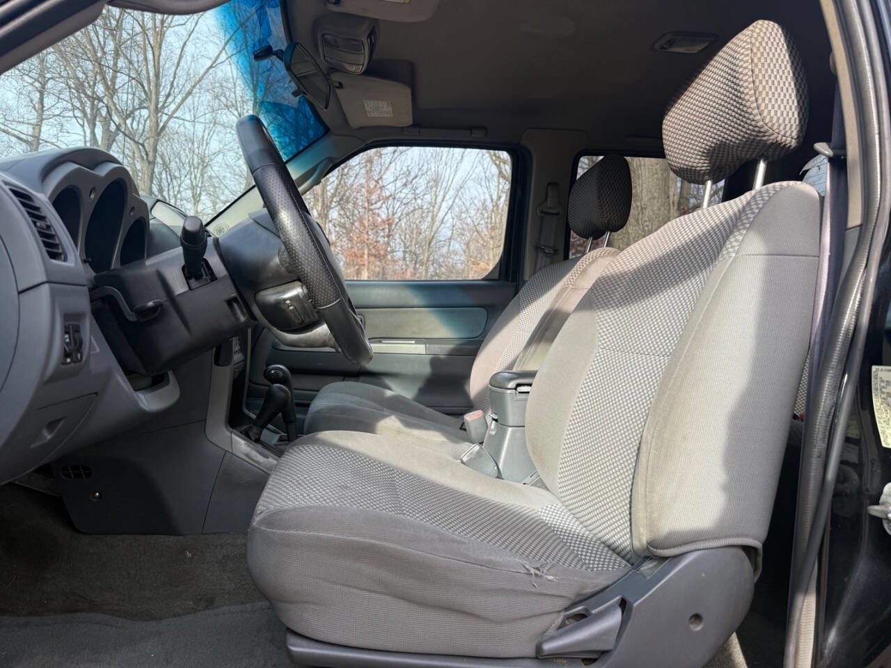 Used 2002 Nissan Frontier SE image 39