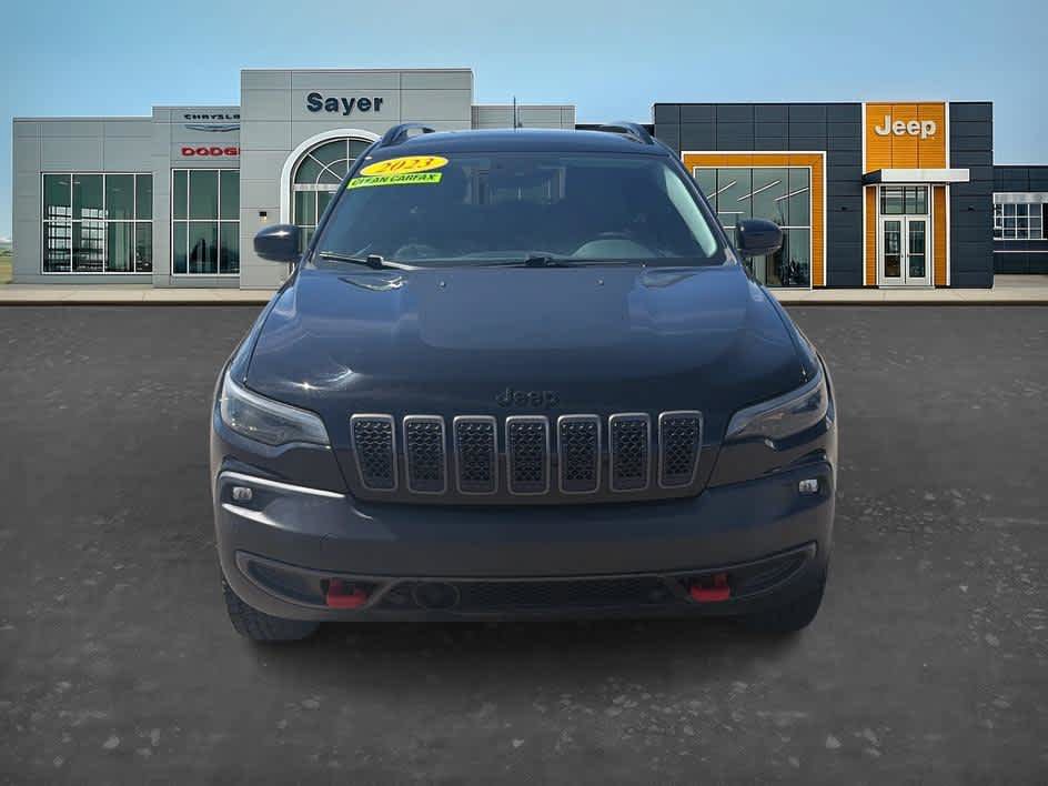 Used 2023 Jeep Cherokee Trailhawk w/ Trailer Tow Group AWD/4WD image 2