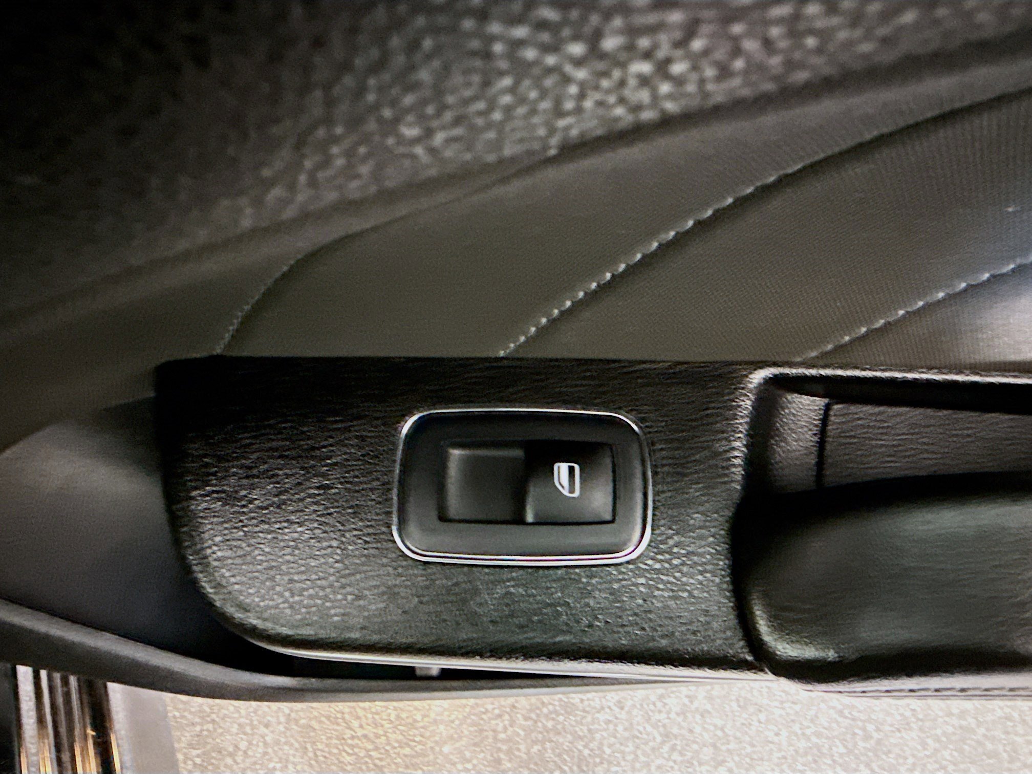 Used 2023 Dodge Charger GT image 31