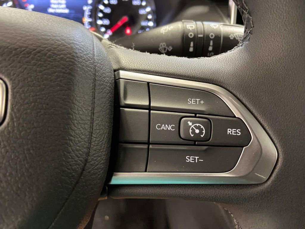 New 2026 Jeep Compass Latitude image 21