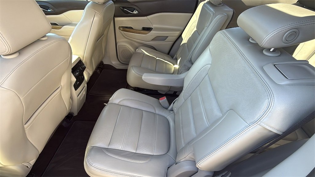 Used 2017 GMC Acadia Denali w/ Technology Package image 14