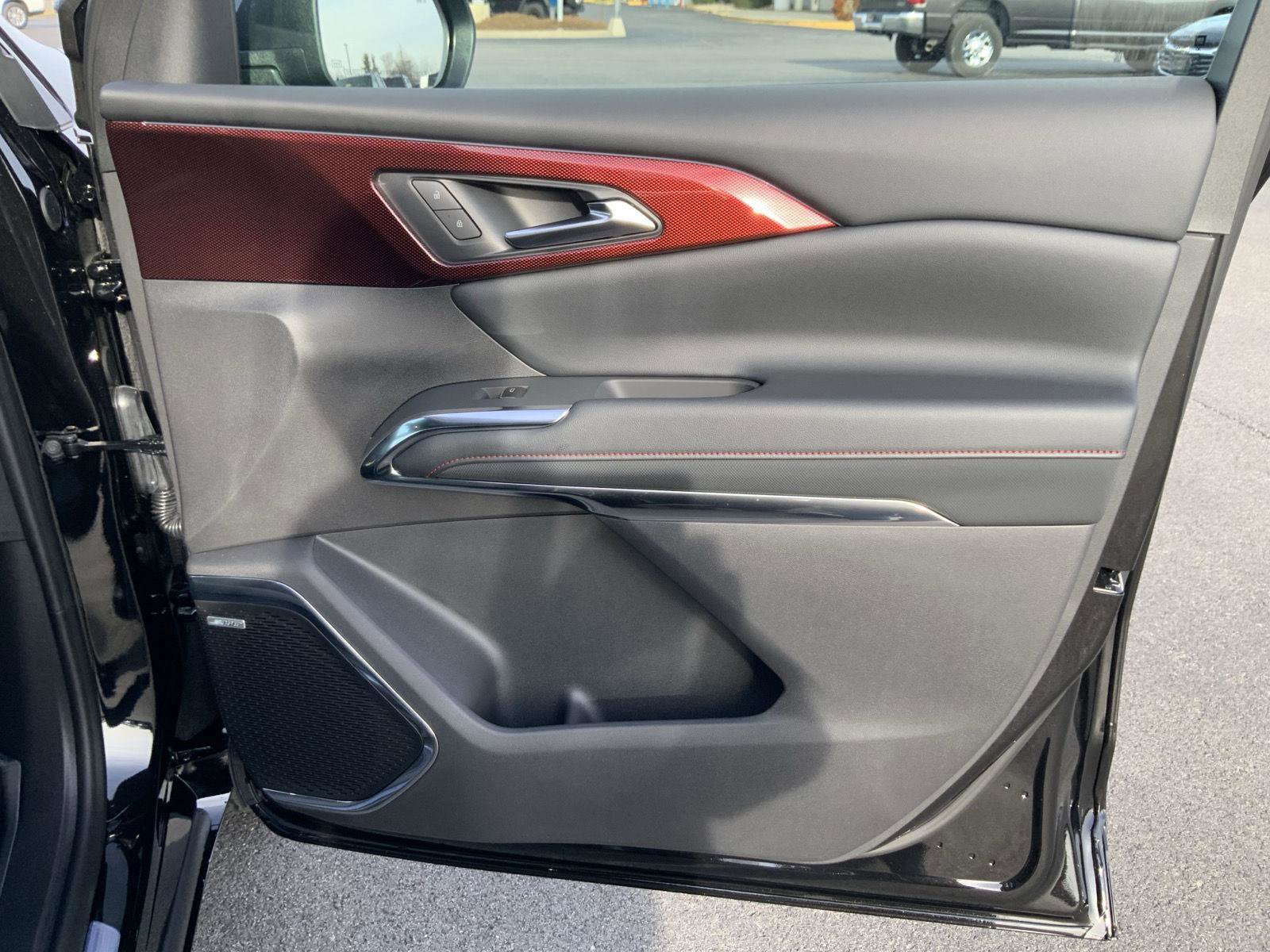 New 2026 Chevrolet Traverse RS w/ LPO, Floor Liner Package image 69