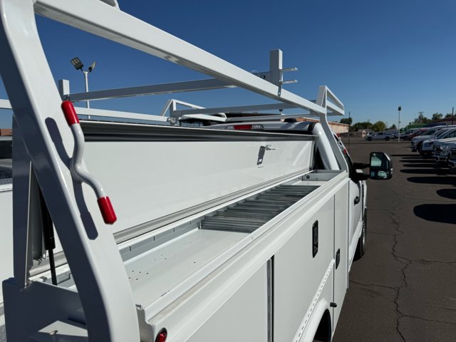 New 2026 Ford F250 XL w/ XL Chrome Package image 11