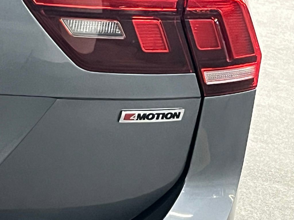 Used 2020 Volkswagen Tiguan SE image 36