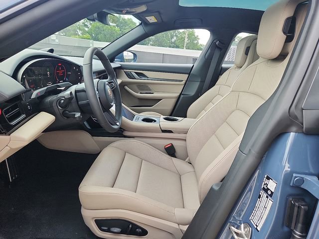 New 2026 Porsche Taycan image 5