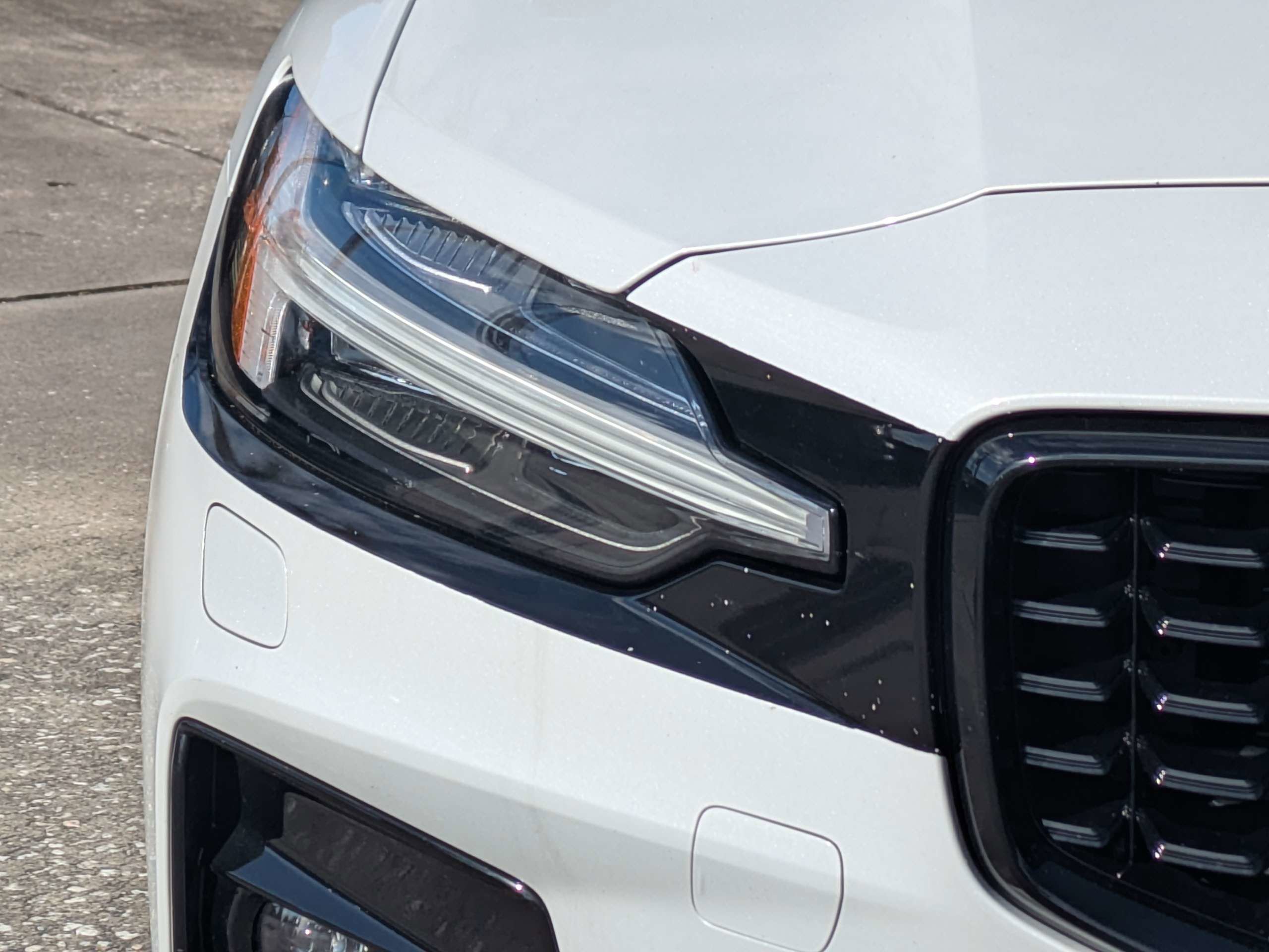 Certified 2024 Volvo S60 B5 Plus w/ Climate Package FWD image 10