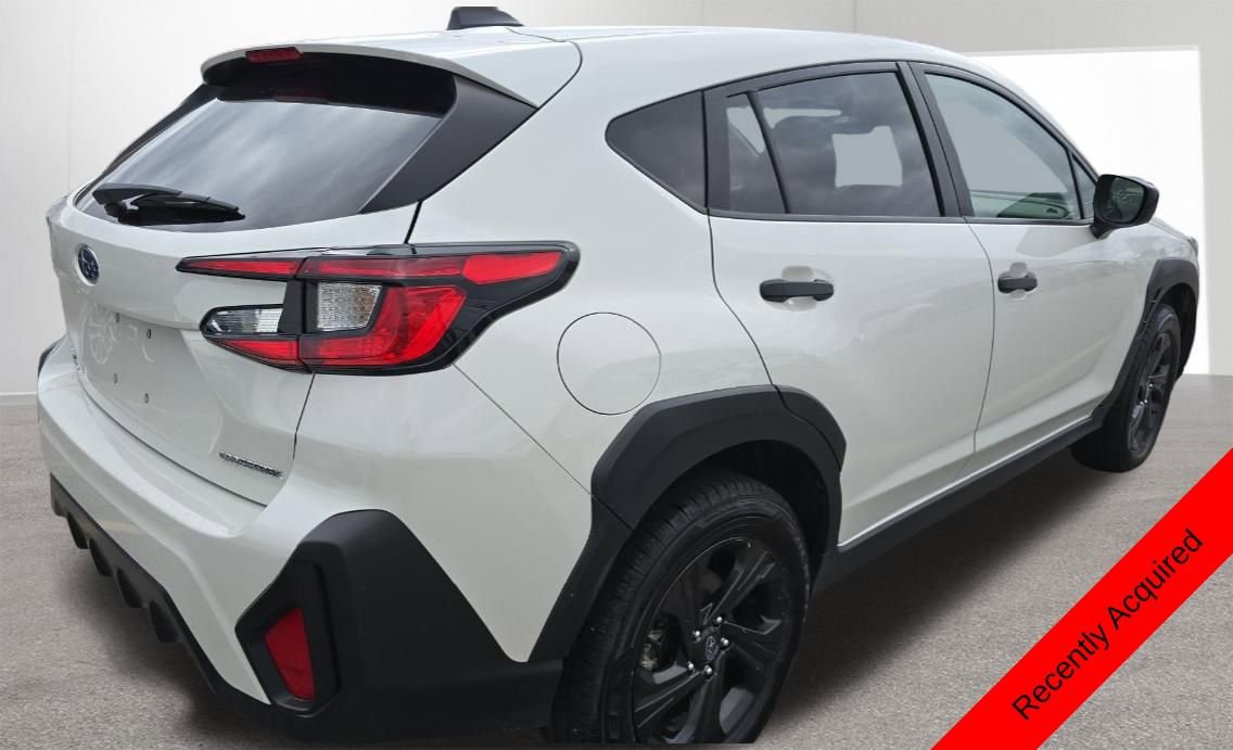 Used 2024 Subaru Crosstrek 2.0i image 4