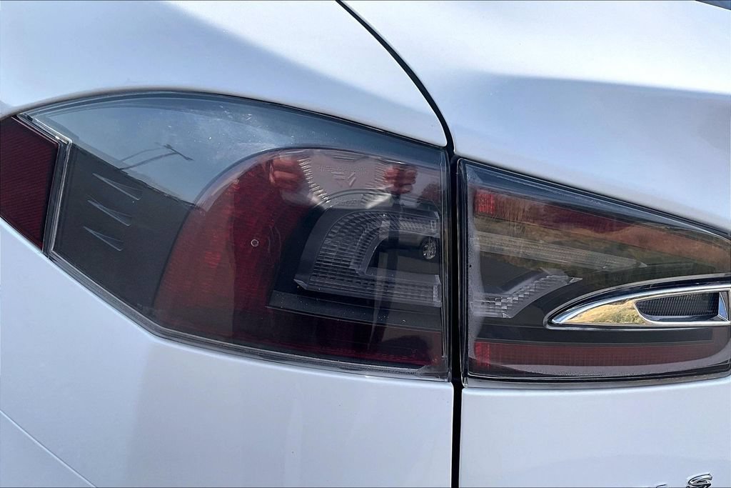 Used 2018 Tesla Model S 100D AWD/4WD image 30