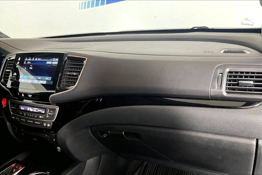 Used 2022 Honda Pilot Touring image 12
