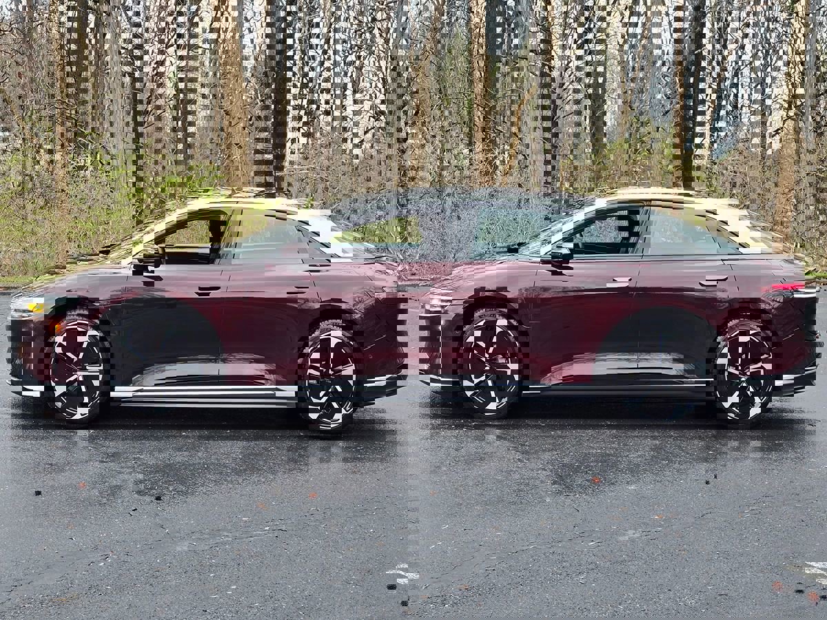 Used 2023 Lucid Air Touring image 4