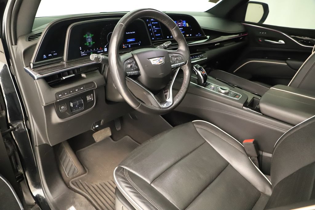 Used 2022 Cadillac Escalade Sport w/ LPO, ONYX Package AWD/4WD image 15