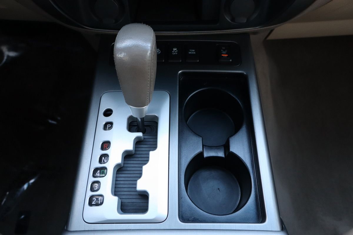 Used 2014 Nissan Armada Platinum w/ 2nd Row Captain Seat Package image 39