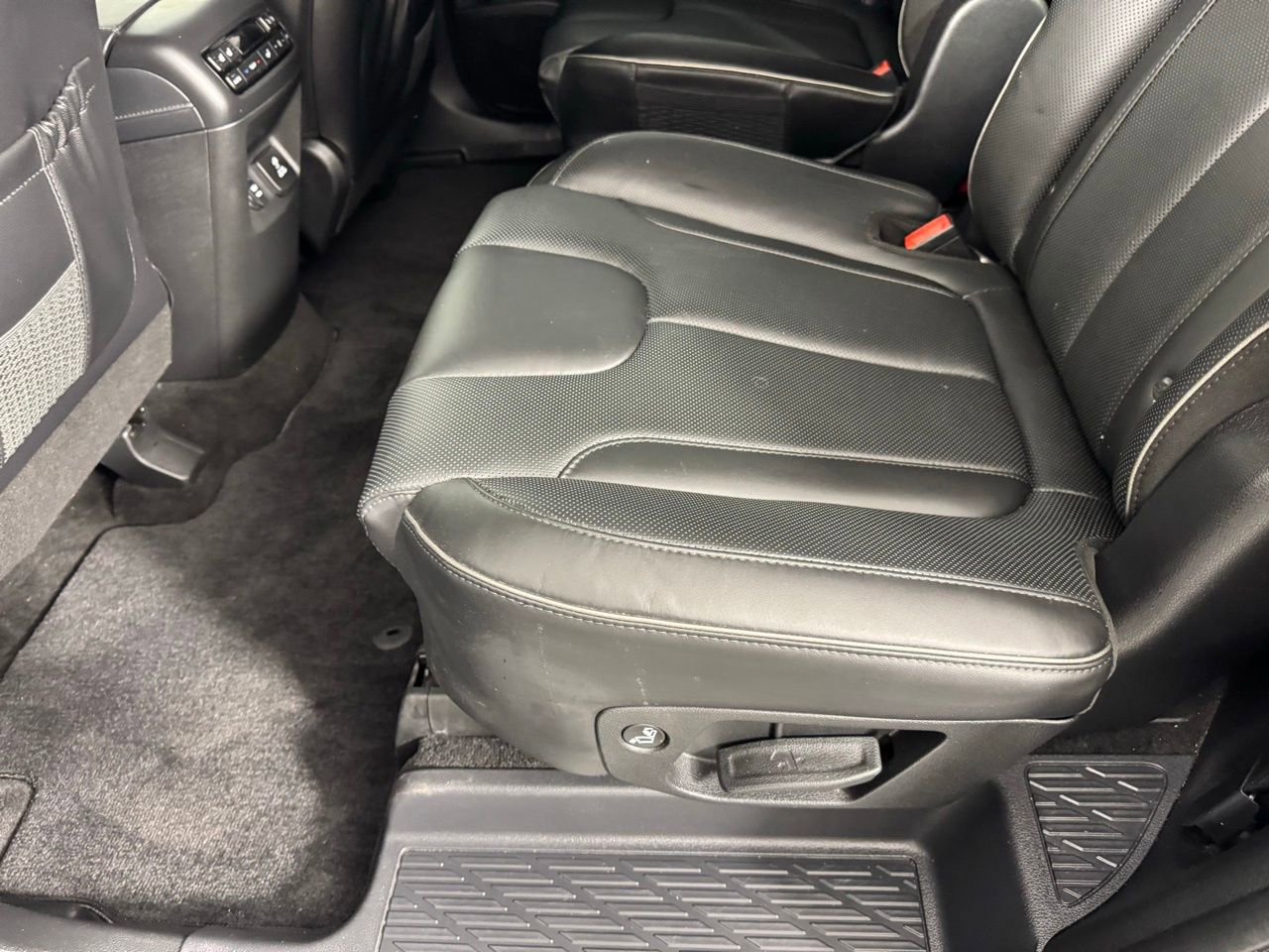 Used 2023 Hyundai Palisade Calligraphy AWD/4WD image 30