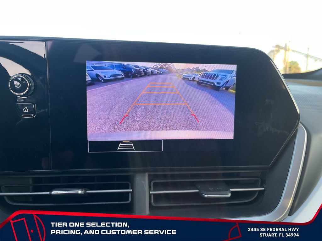 Certified 2024 Chevrolet Trax RS FWD image 23